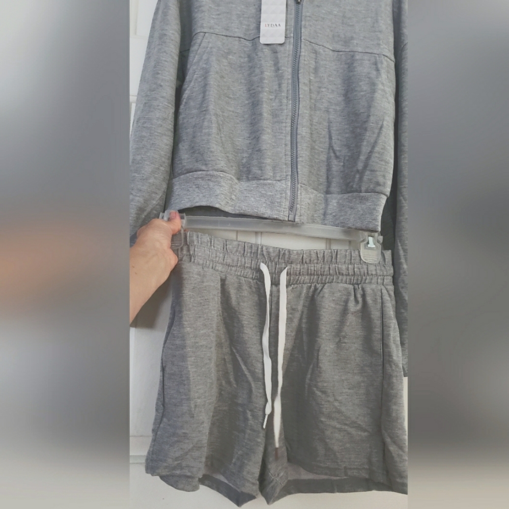 NWT Heather Gray 2pc Short Outfit.